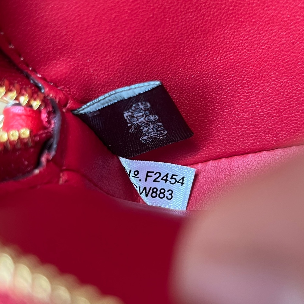 Coach card case🎈🎈 - Picture 9 of 9